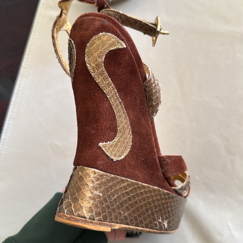Terry de Havilland brown and gold wedges size 36 - Picture 11 of 13